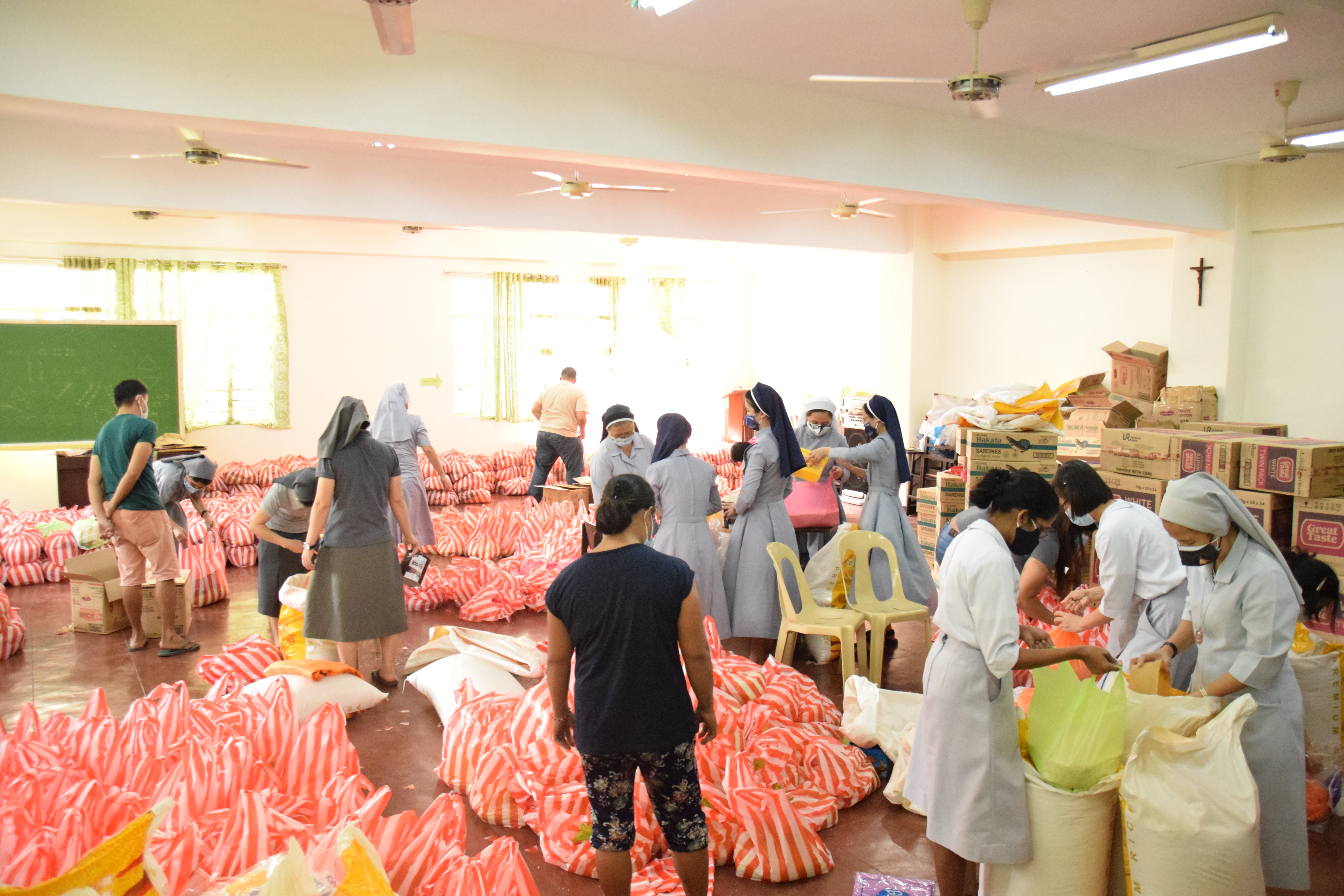 AMRSP Member Congregation Repacking of Relief Goods 